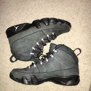 Jordan 9 Anthracite